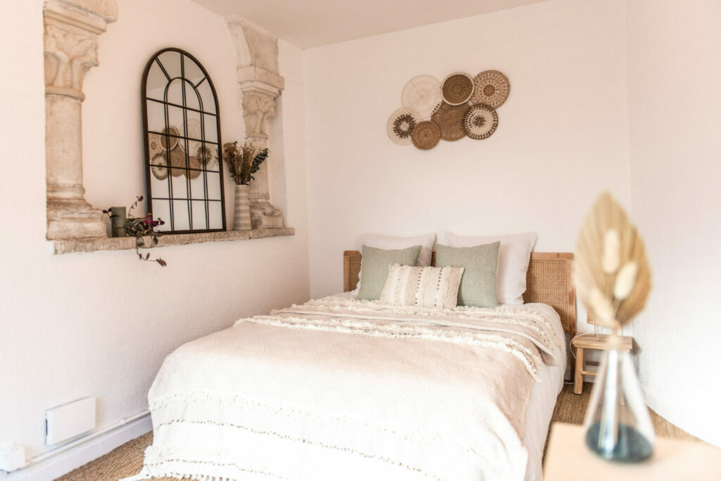 image Chambre d'hôtes zen avec décoration cooconing et épurée